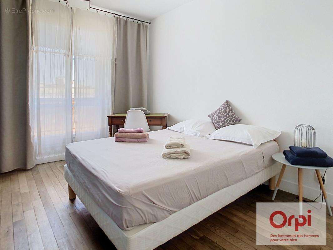 Appartement à ISSY-LES-MOULINEAUX