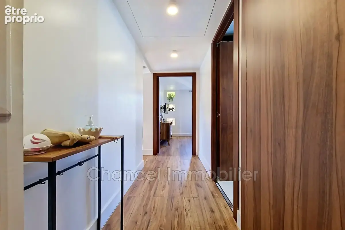 Appartement 2 pièces 42 m² à vendre à Cannes (06400) - photo 4