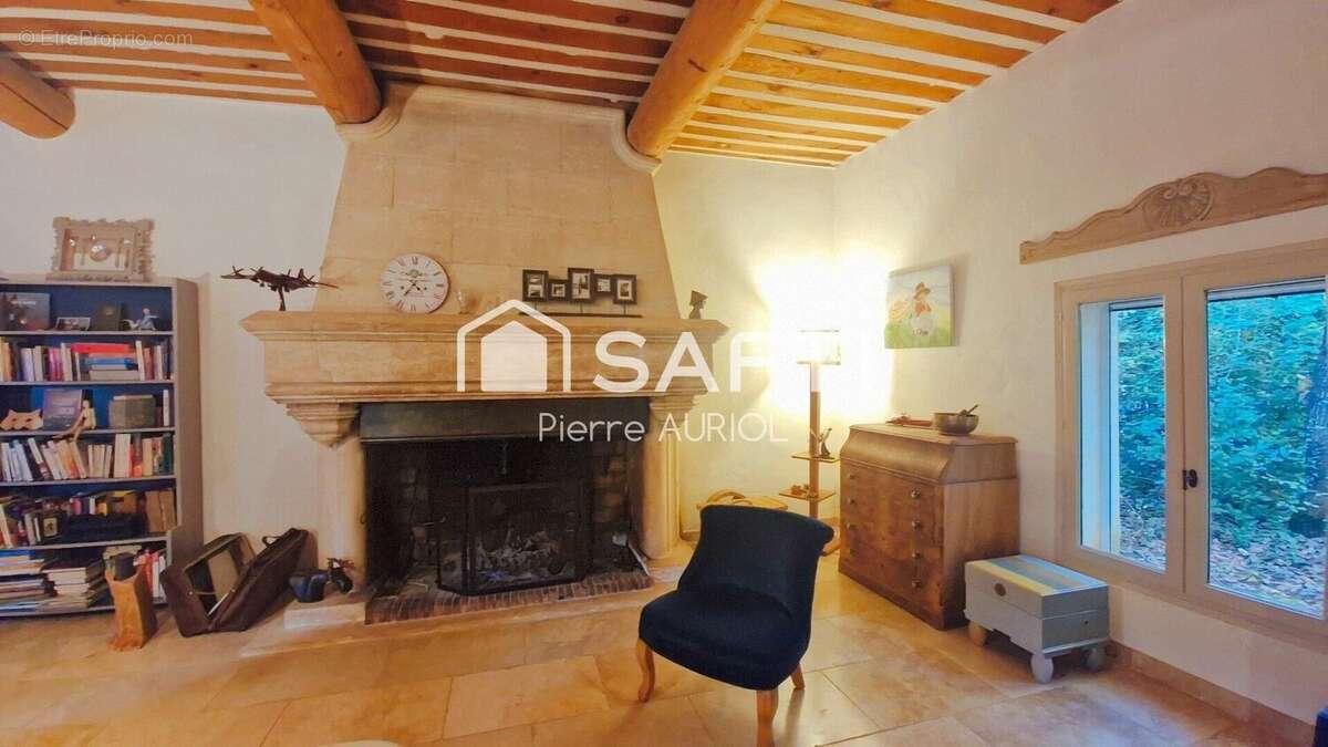 Photo 8 - Maison à MENERBES