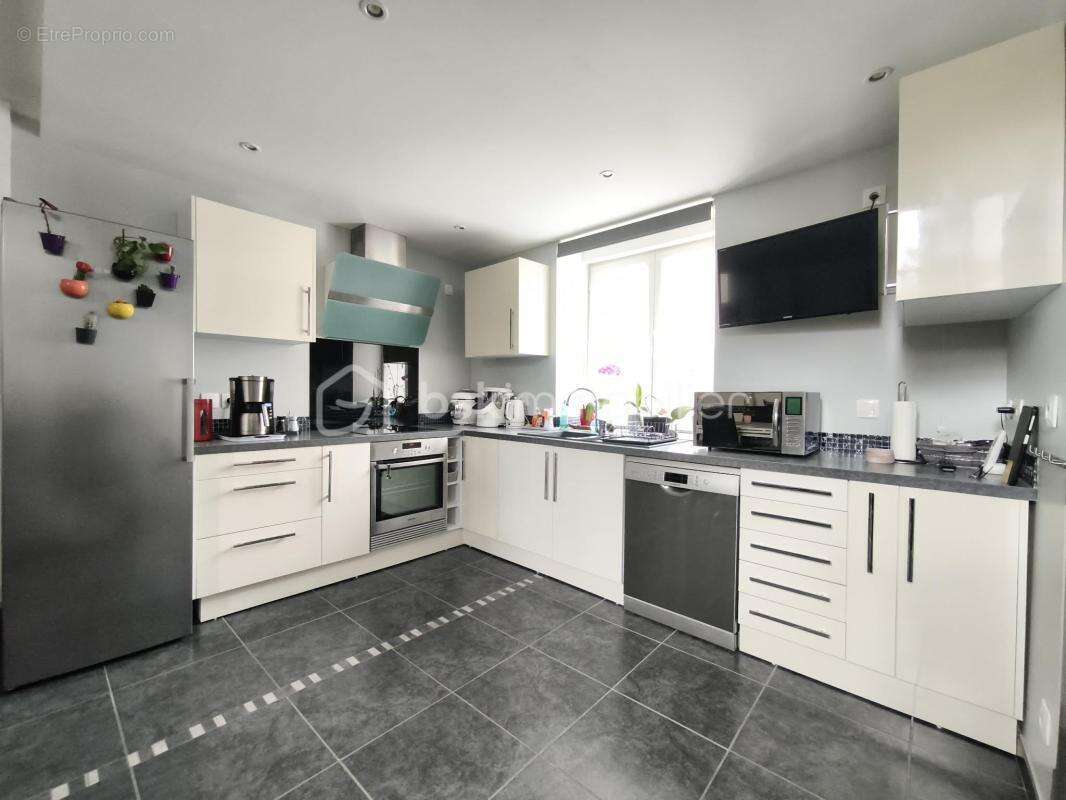 Maison à LIZY-SUR-OURCQ