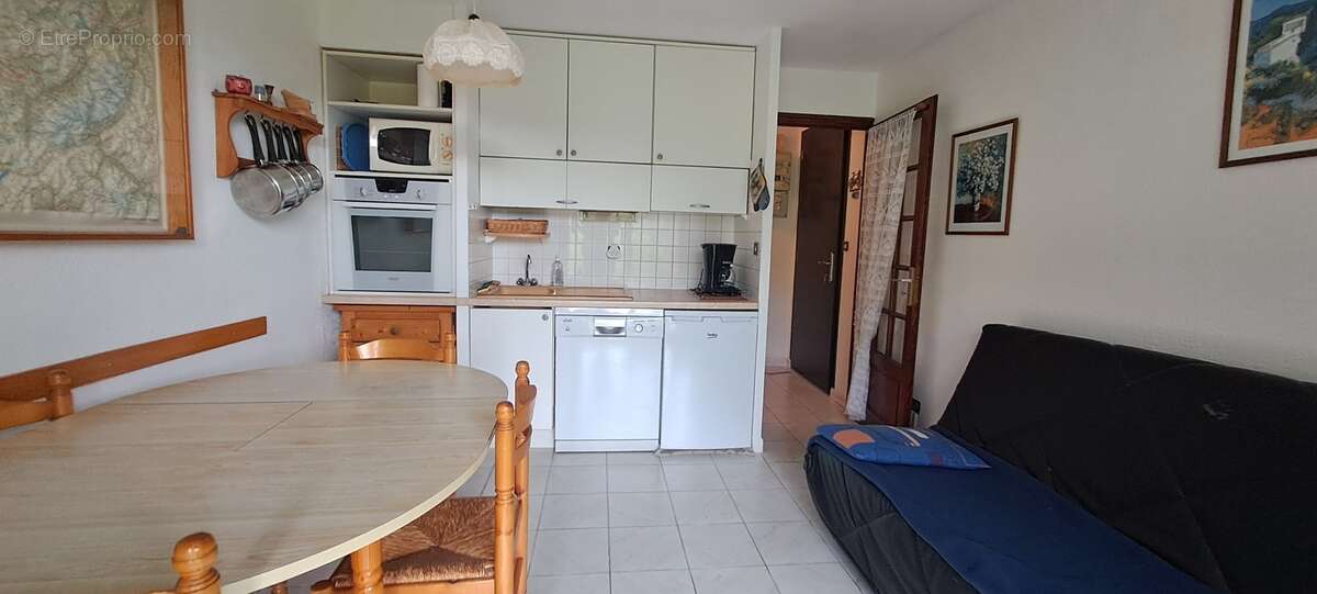 Appartement à MORILLON