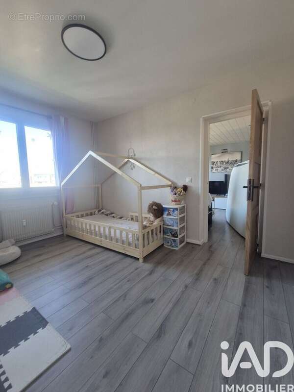 Appartement 42 m² à Thonon-Les-Bains  - photo 4