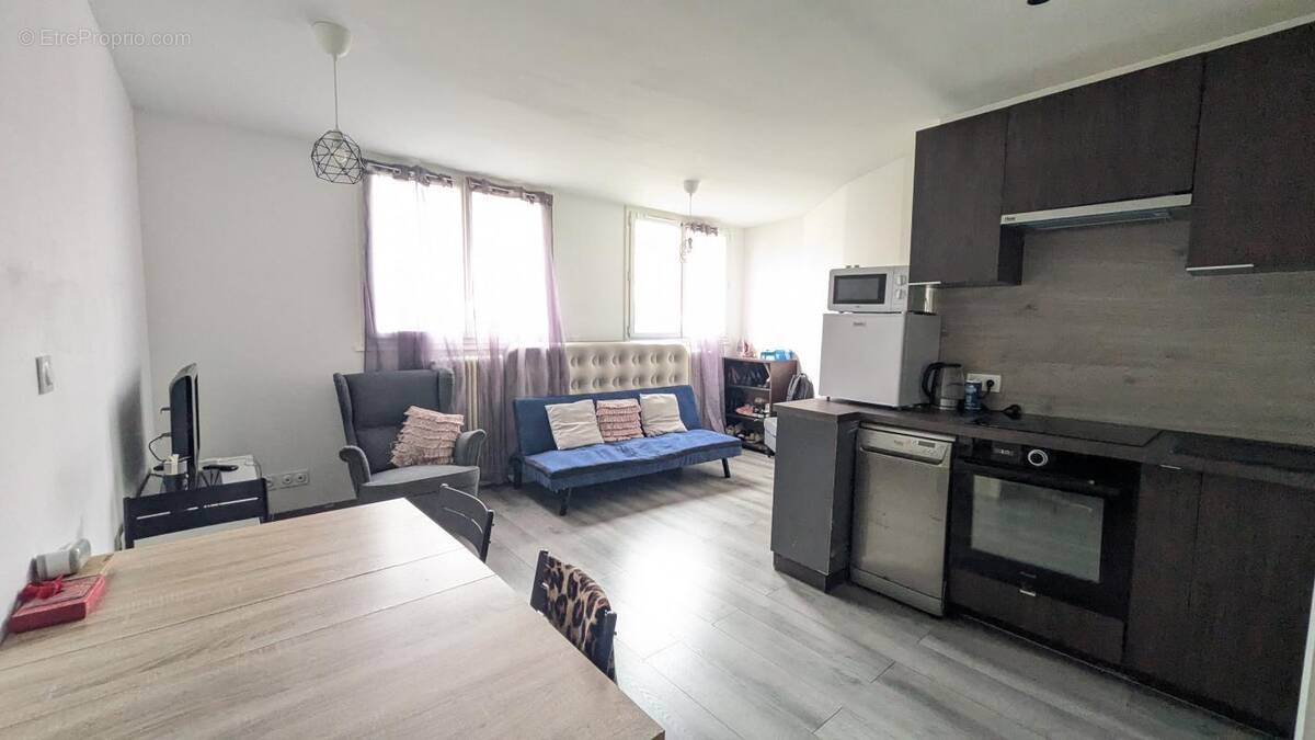 Appartement à LE PERREUX-SUR-MARNE