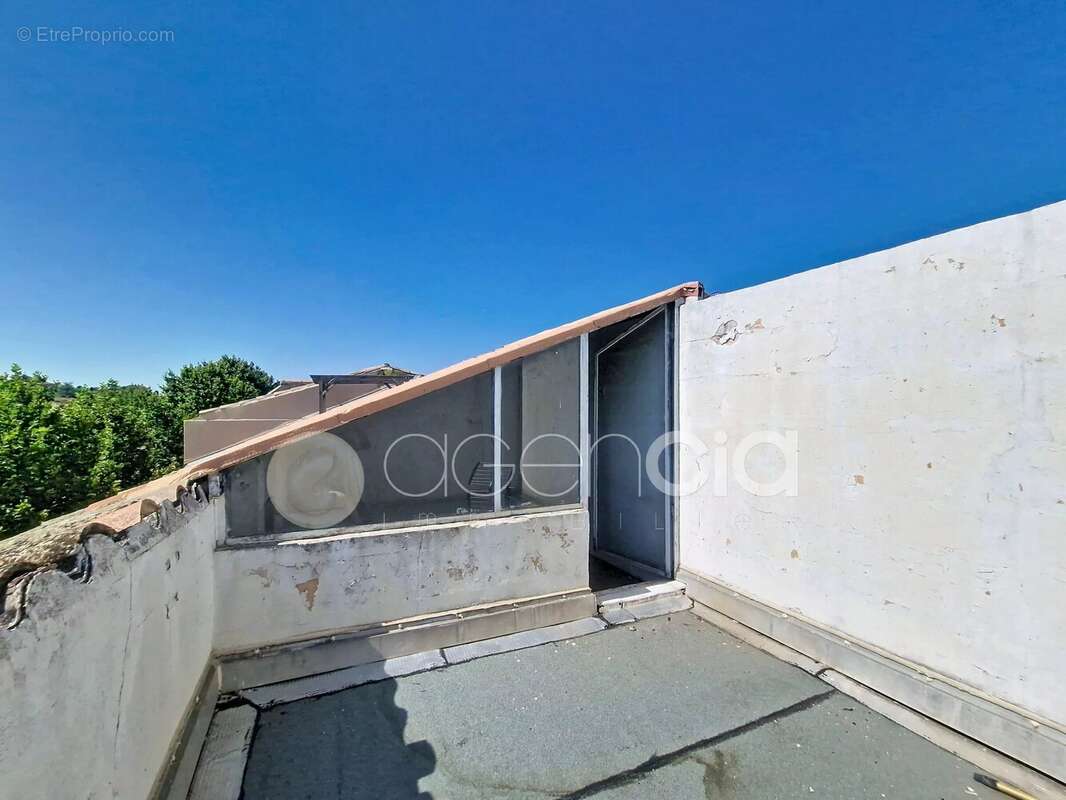 Appartement au ROURET - photo 7