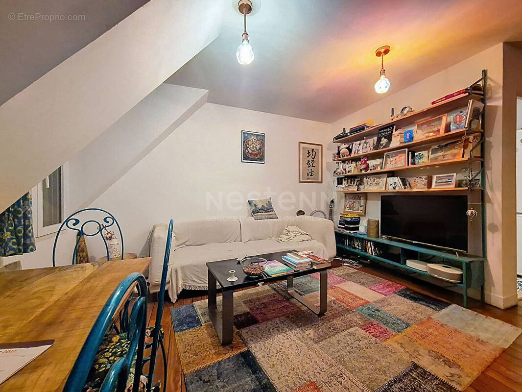 Appartement à LAMORLAYE