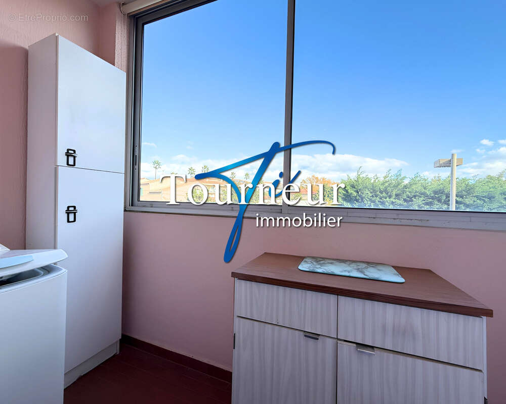 Appartement à SIX-FOURS-LES-PLAGES