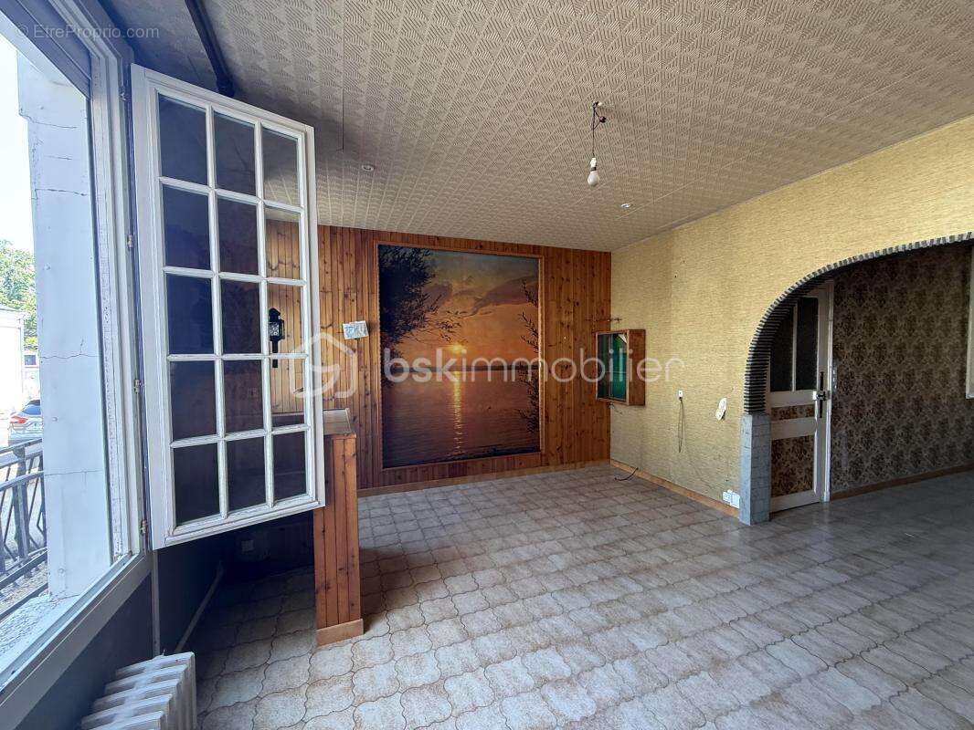 Maison de ville, double garage et fort potentiel – Quartier Miroir - Proche gare sud - photo 4