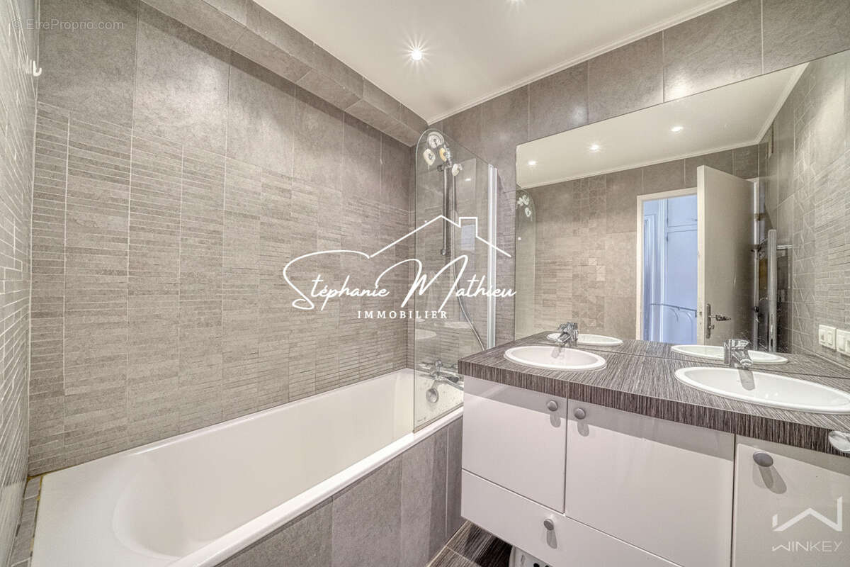 EXCLUSIVITE - Rueil Triangle d’Or   4 pièces, 5e étage, balcons, jolie vue, parking en sous-sol + cave - photo 9