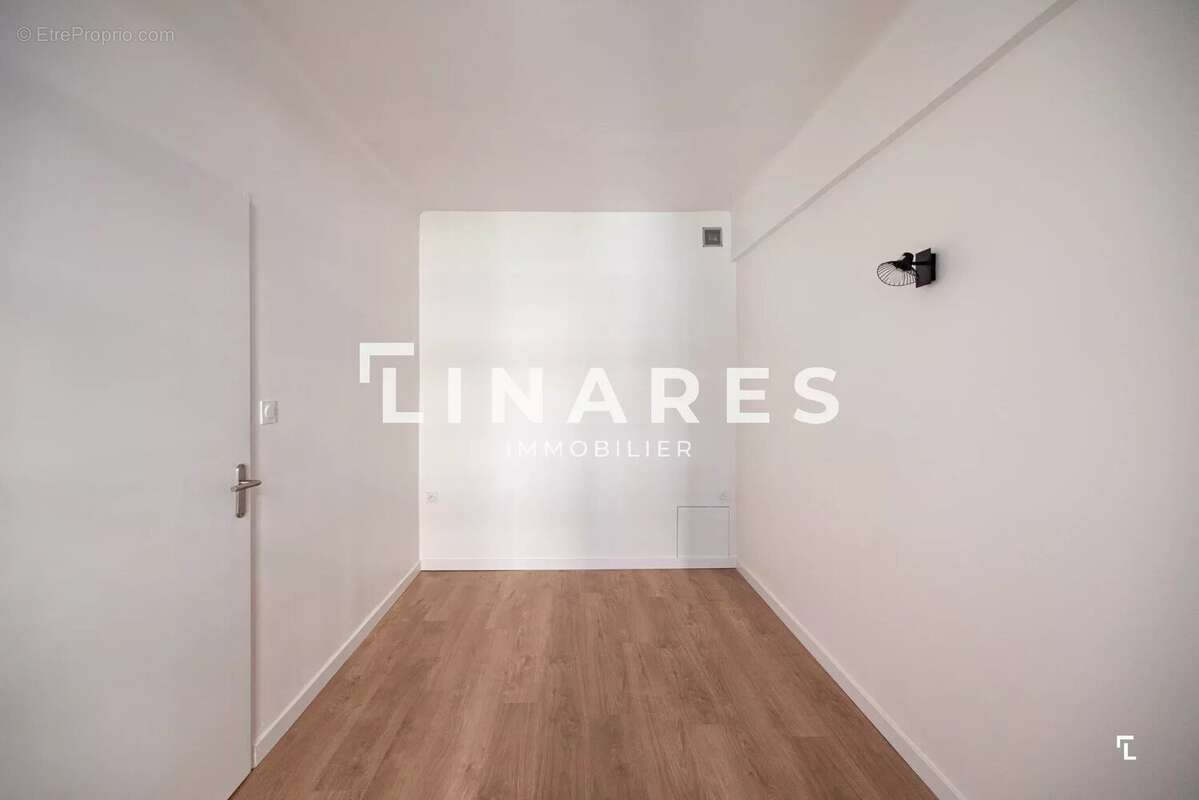 Appartement à MARSEILLE-5E