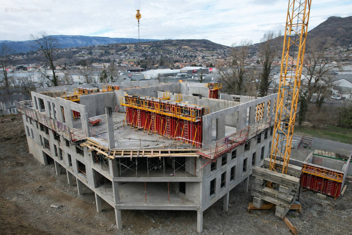 Commerce à LA RAVOIRE