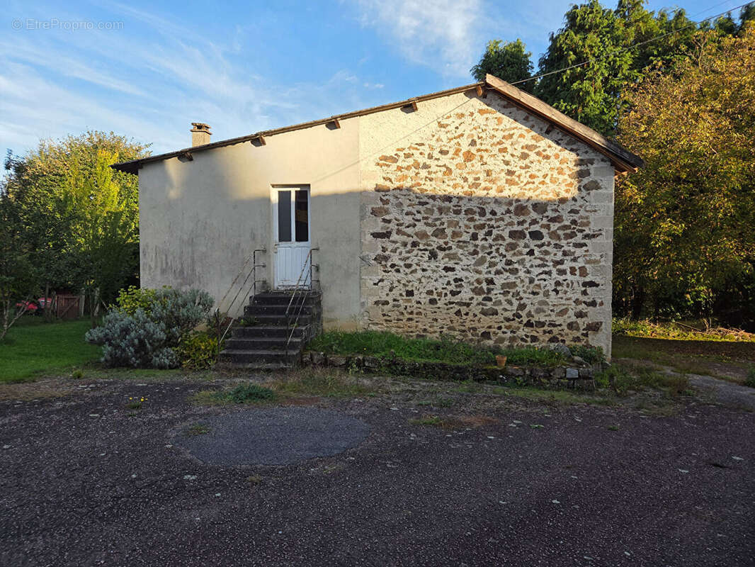 Maison à CHAMPNETERY