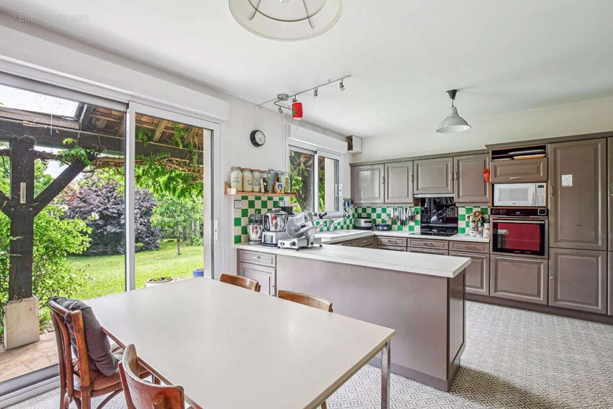 Maison à CROISSY-SUR-SEINE