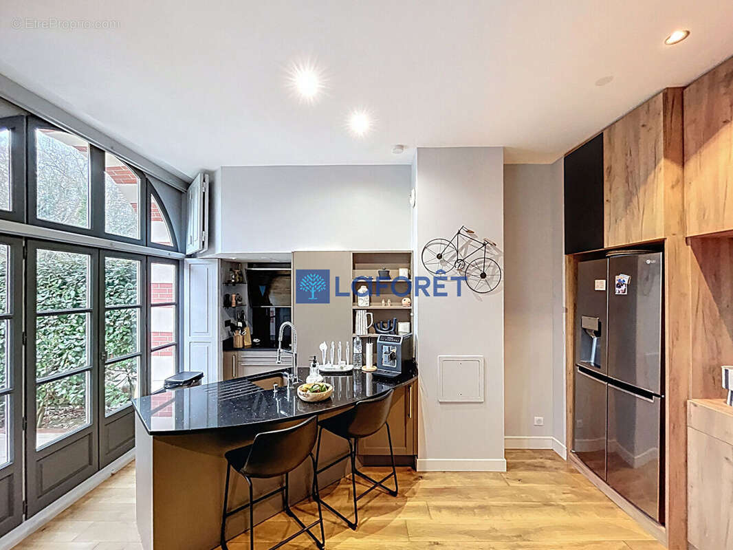 Appartement à SAINT-PIERRE-DU-PERRAY