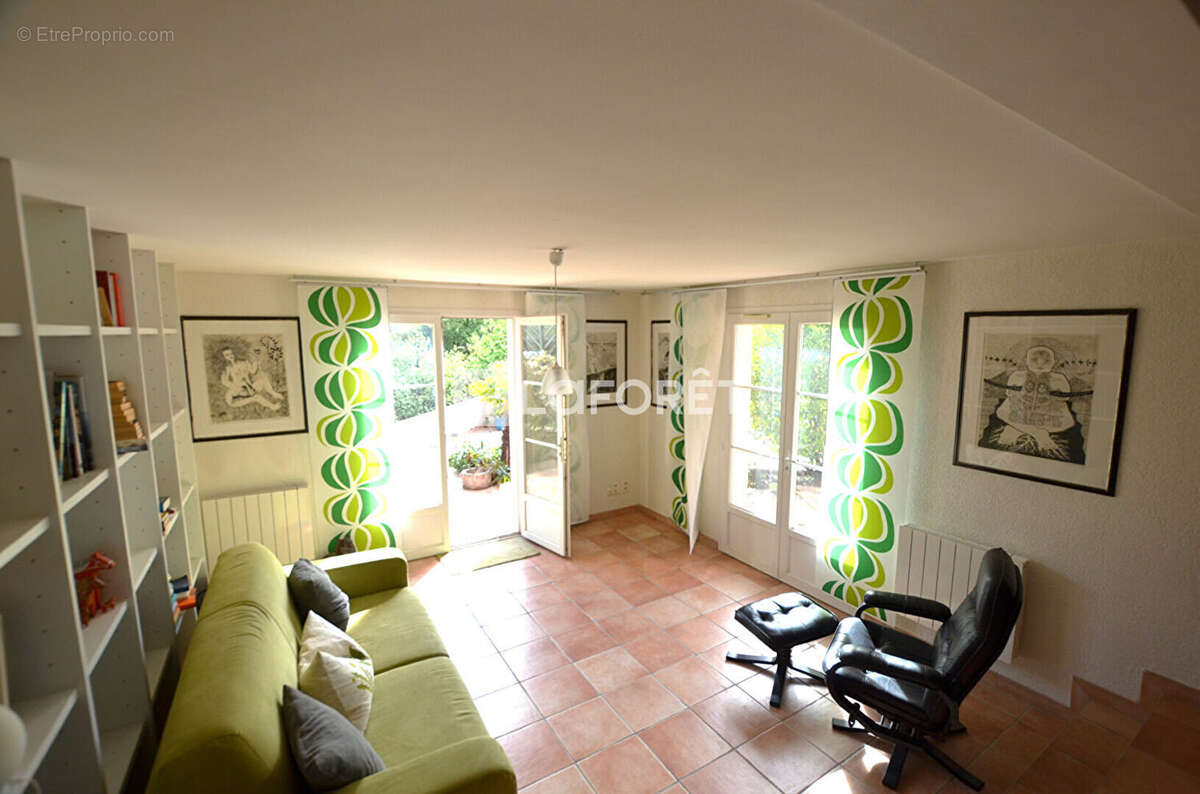 Maison à MONTESQUIEU-DES-ALBERES