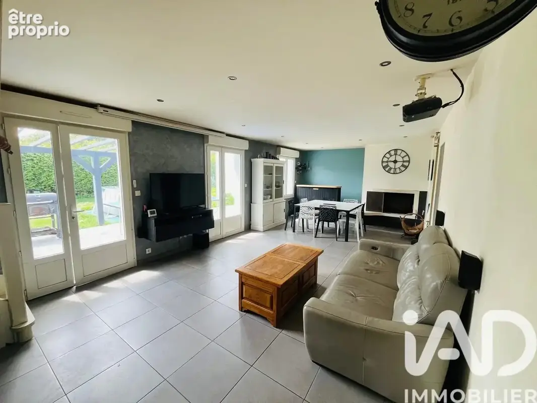 Photo 1 - Maison à CRESSERONS