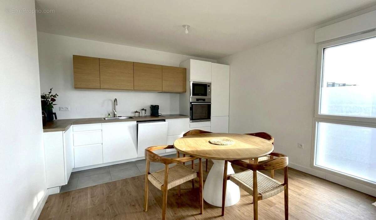 Appartement à ASNIERES-SUR-SEINE