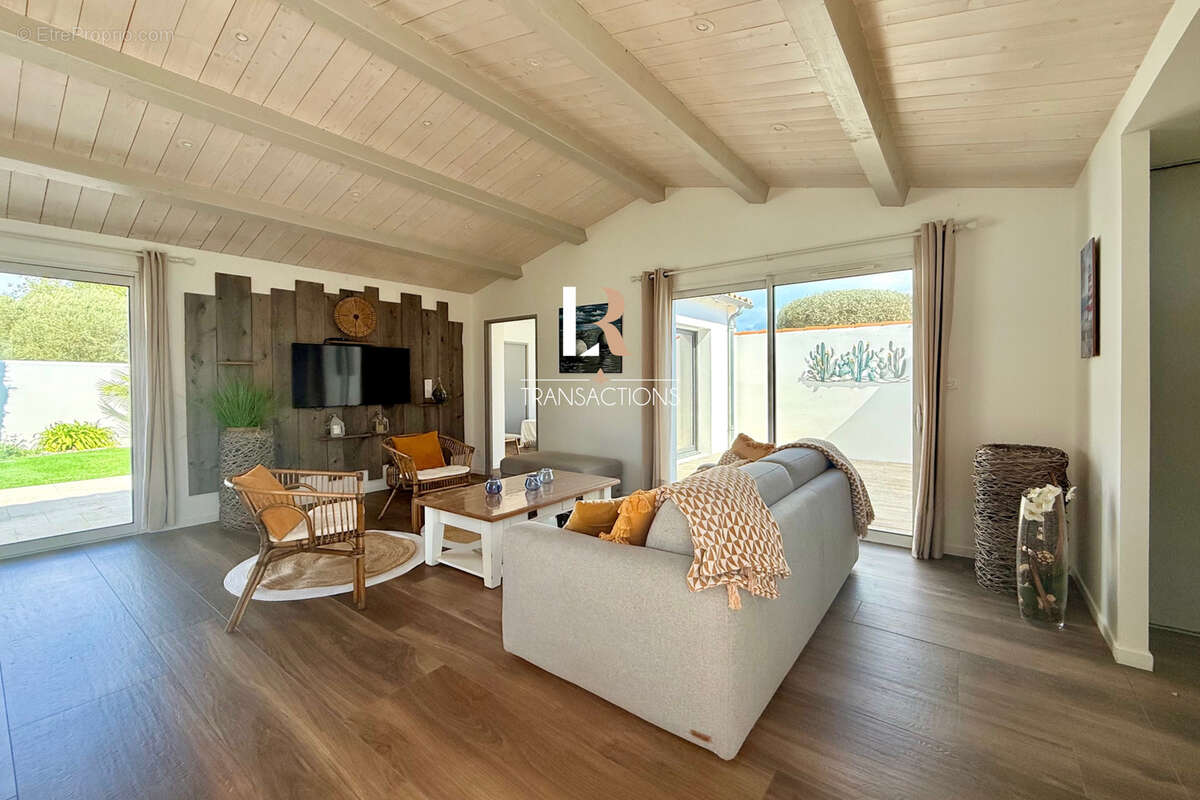 Maison à SAINT-MARTIN-DE-RE