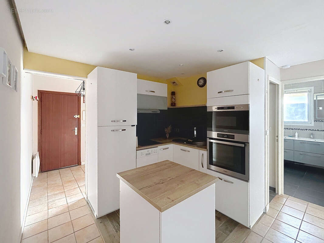 Appartement à GRANDCAMP-MAISY