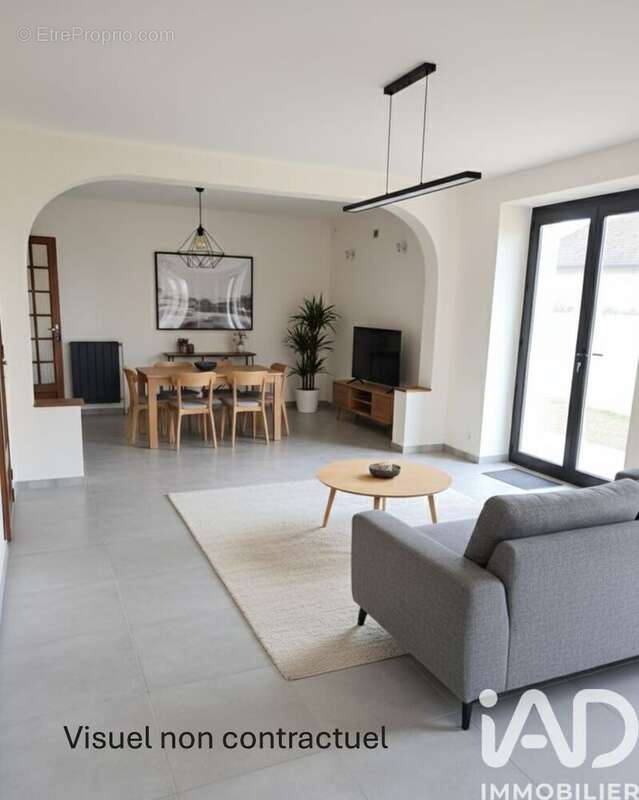 Maison 135 m² à Coulommiers-La-Tour  - photo 4