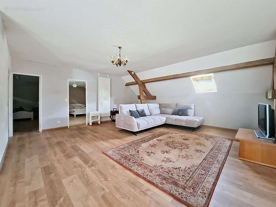 Maison et commerce chars - photo 7
