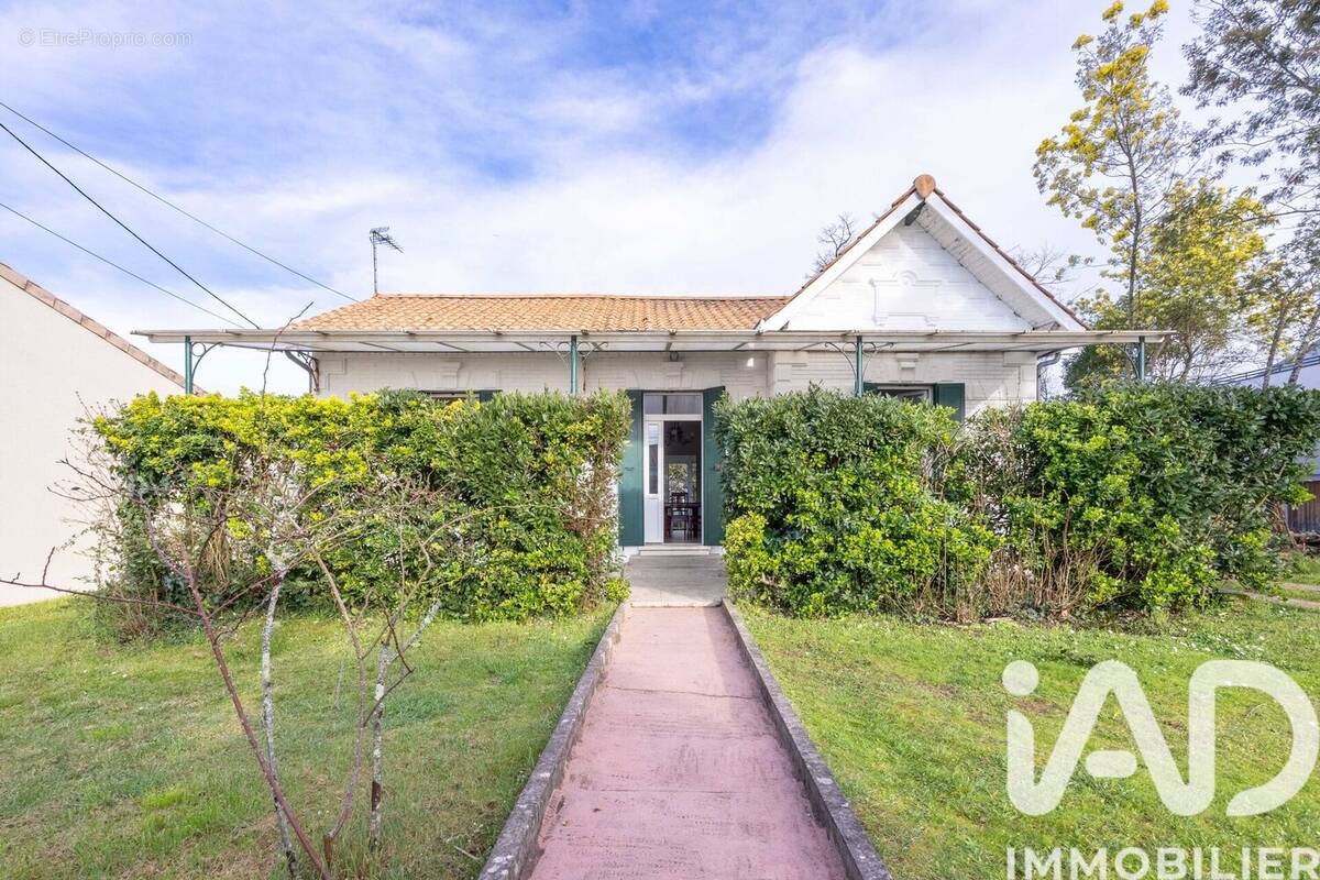 Photo 1 - Maison à PESSAC