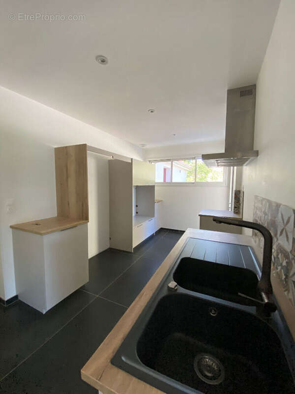 Maison de plain pied-  chauray - 205m2 - photo 16