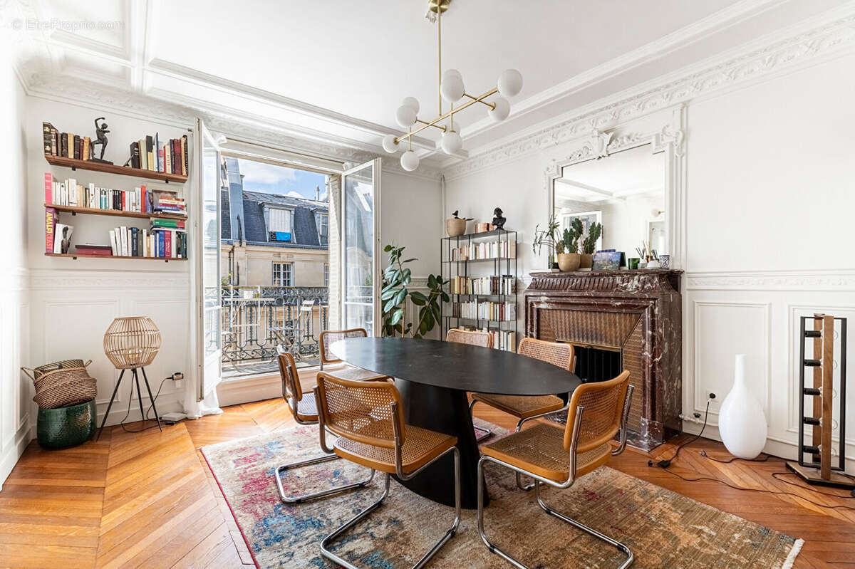 Appartement à PARIS-5E