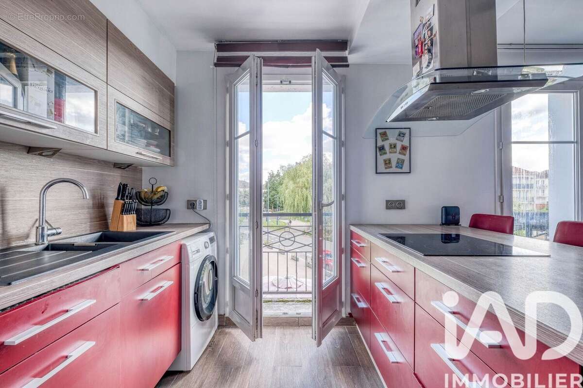 Photo 3 - Appartement à BAILLY-ROMAINVILLIERS
