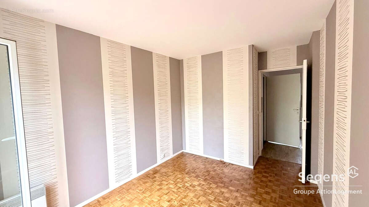 Appartement Noisiel 4 pièces avec grand Balcon et veranda - photo 10
