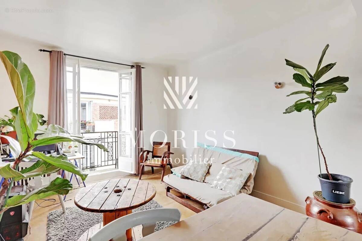 Appartement à PARIS-19E