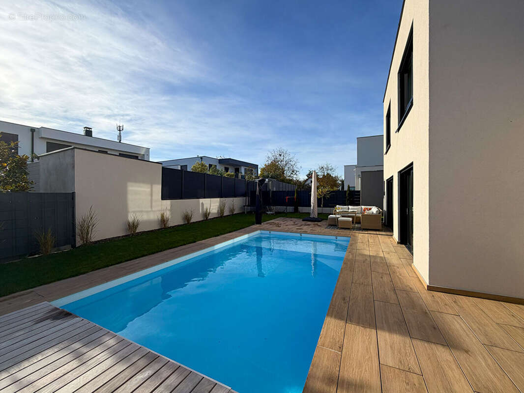 Maison à NIEDERHAUSBERGEN