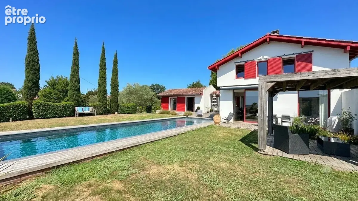 Arcangues  villa  d'architecte  vue panoramique sur les pyrénées - photo 3