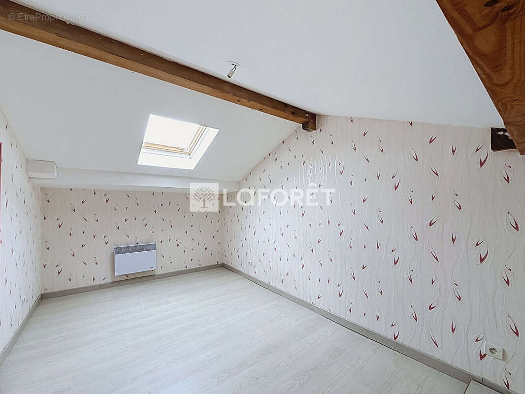 Immeuble de rapport Menil En Xaintois 16 pièce(s) 354 m2 - photo 10