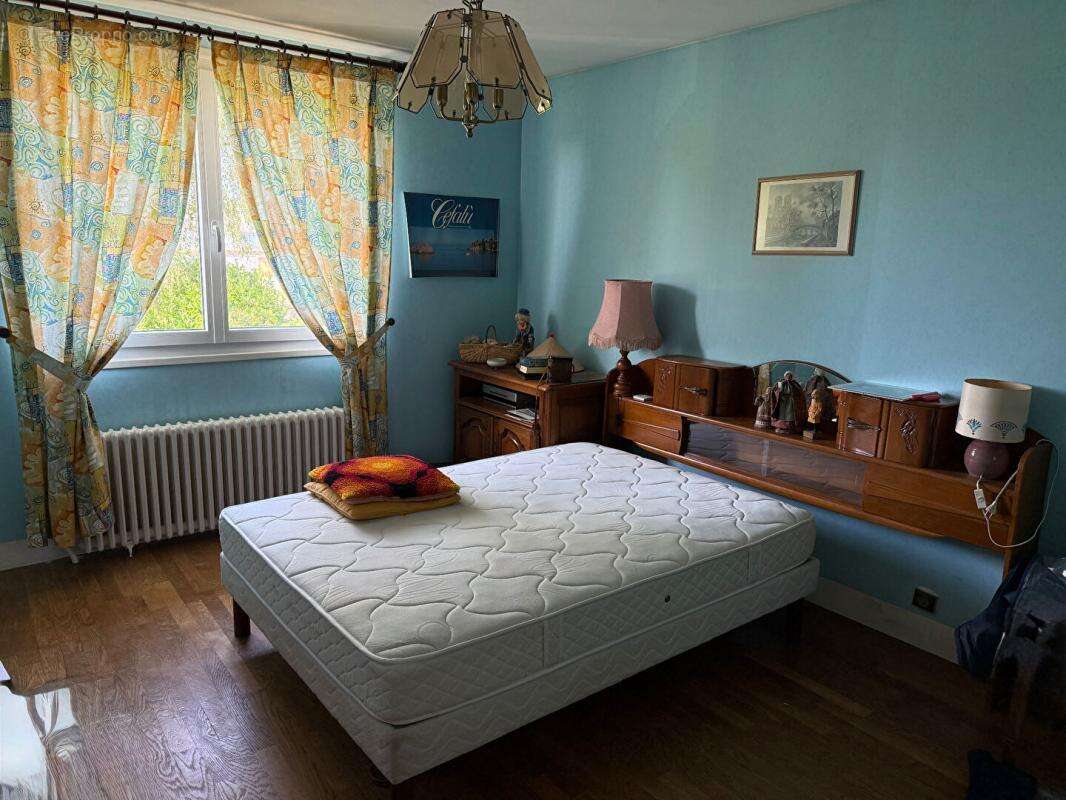 Maison à SAINT-MARCEL