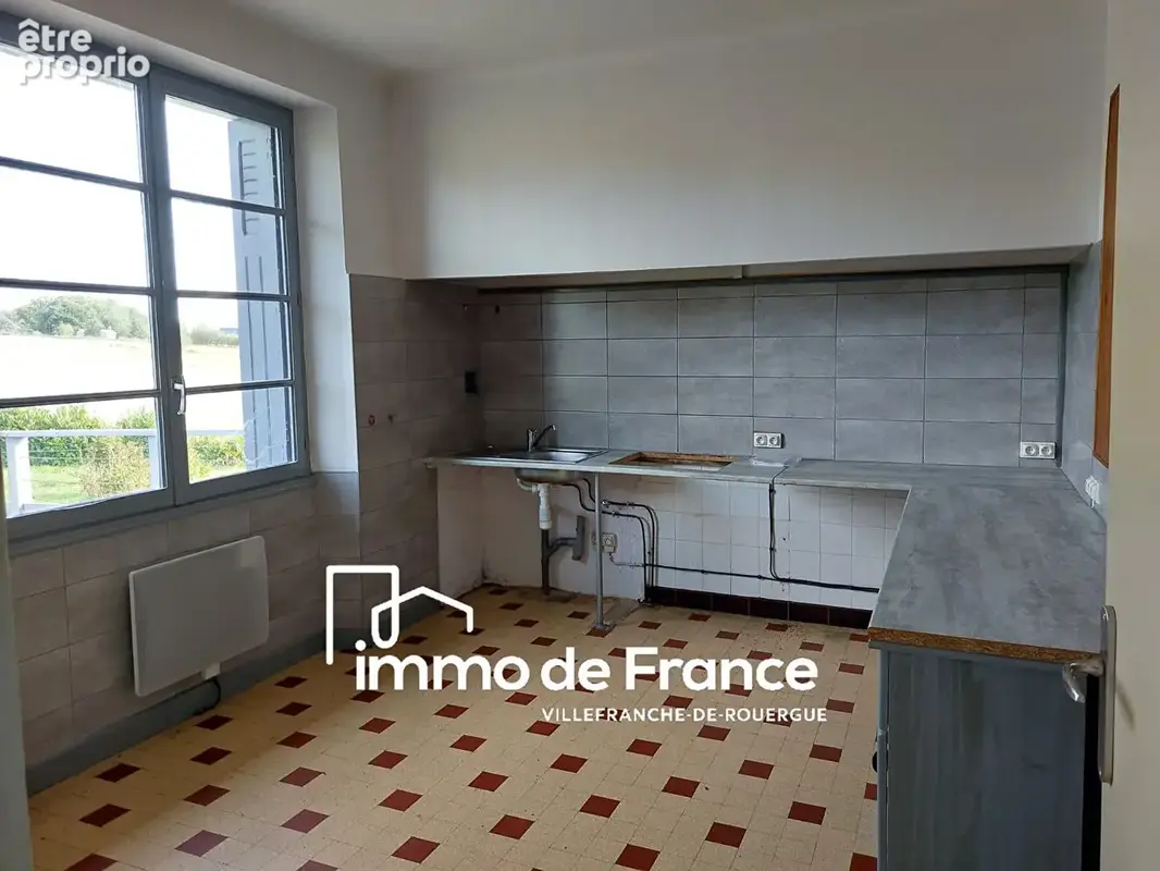 Corps de ferme à rénover ? 9 500m² de terrain ? 2 Maisons - Proche de Najac - photo 4
