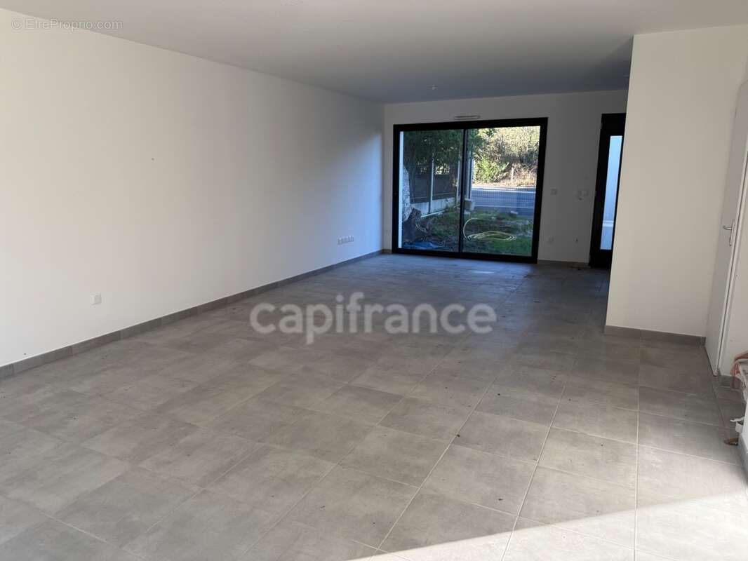 Maison neuve à vendre 8 pièces /133m habitable + Sous sol de 90m / EAUBONNE(95600) - photo 2