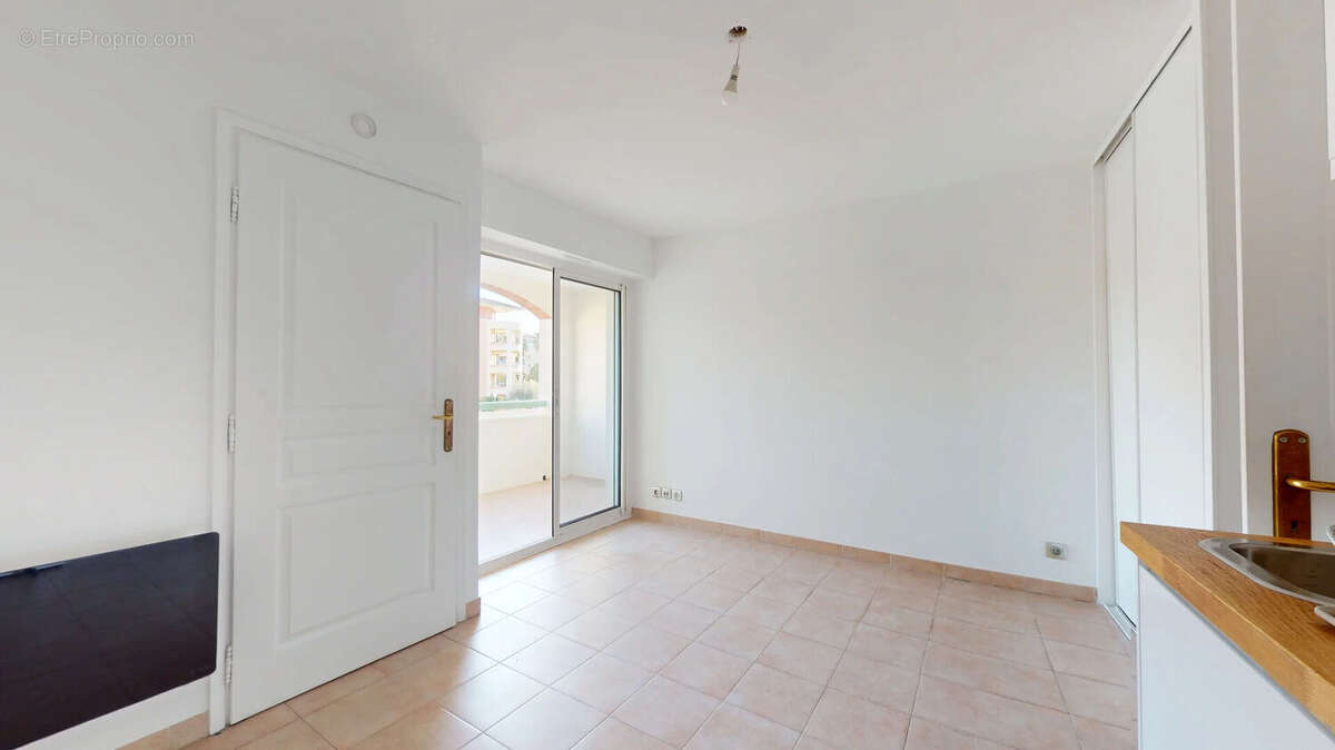 Appartement à FREJUS