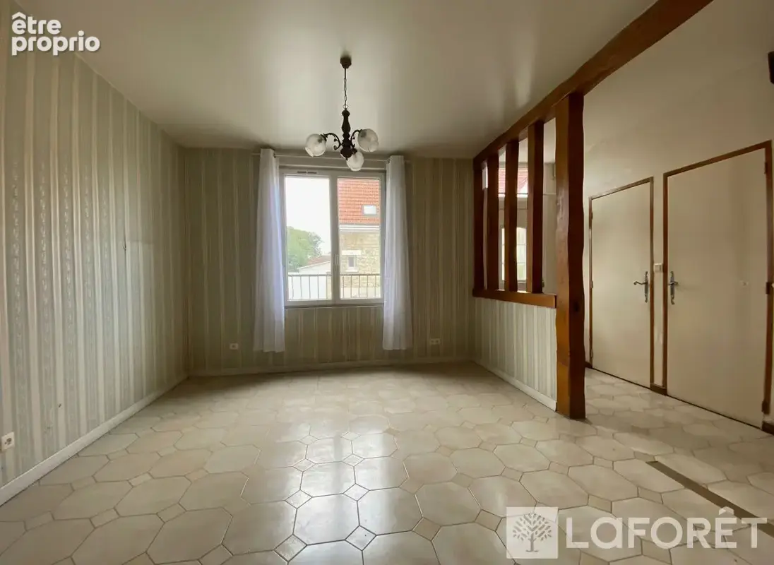 À vendre - Reims - Maison  de 90 m² avec extérieur et dépendance - photo 3