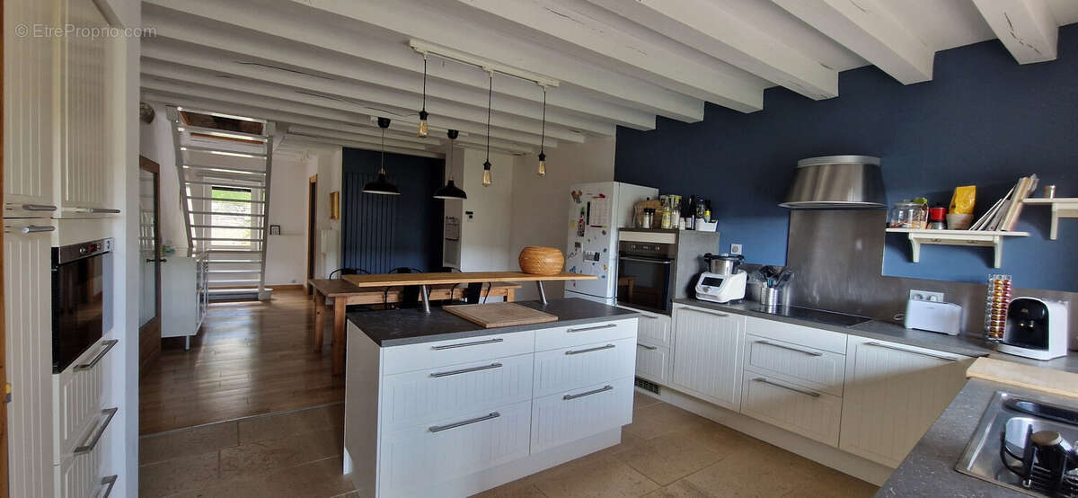 Maison à CURTIL-VERGY