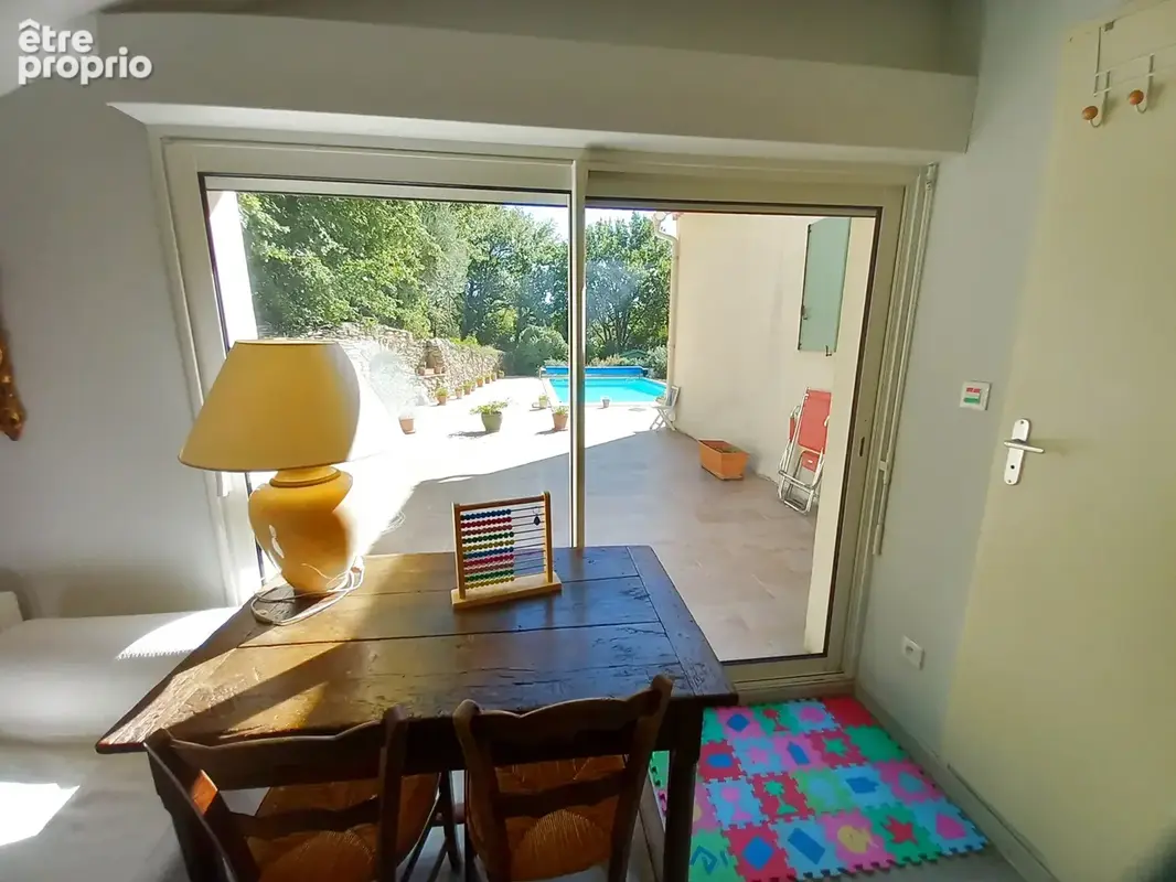 Superbe villa plain pied avec piscine sur 4000M2 arborés. - photo 51