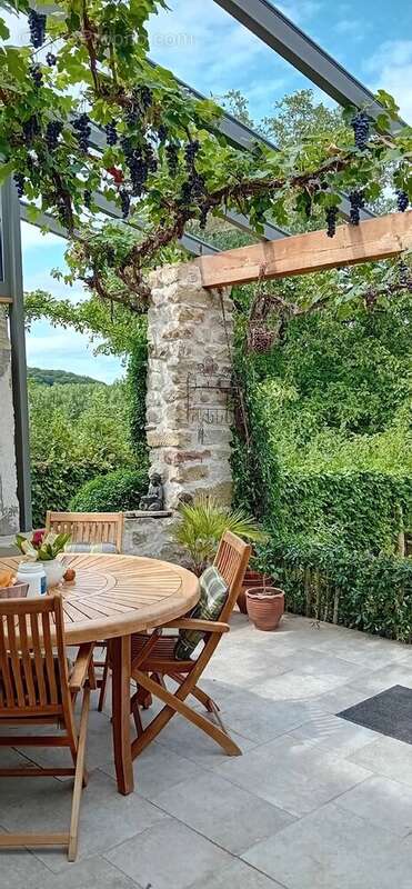 Maison à LA BASSE-VAIVRE