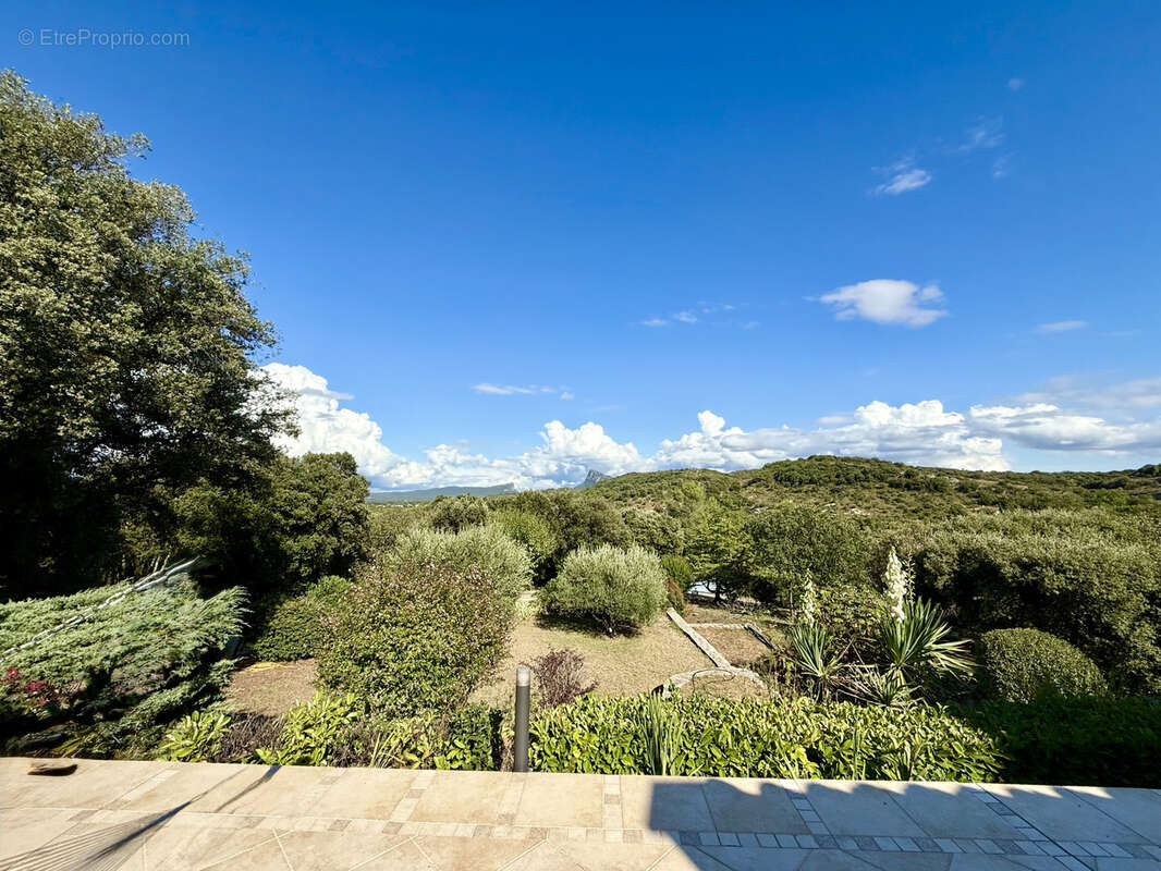 Maison à SAINT-MARTIN-DE-LONDRES