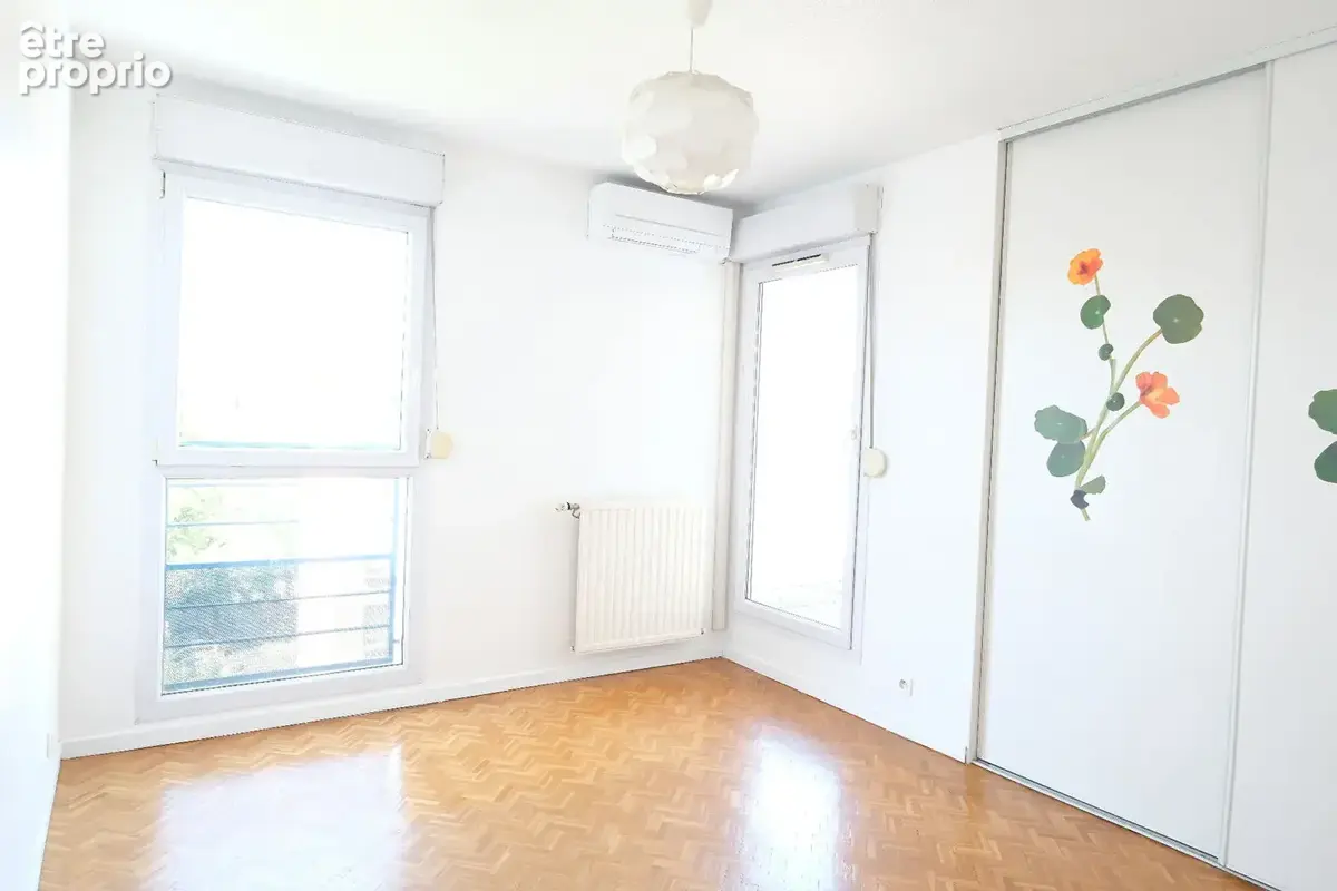 Appartement Villeurbanne 4 pièce(s) 100.89 m2 - Lumineux rooftop avec 74 m² de terrasses - 3 chambres dont une suite - cave, sta - photo 8
