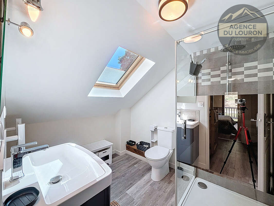 Maison à CAZAUX-FRECHET-ANERAN-CAMORS