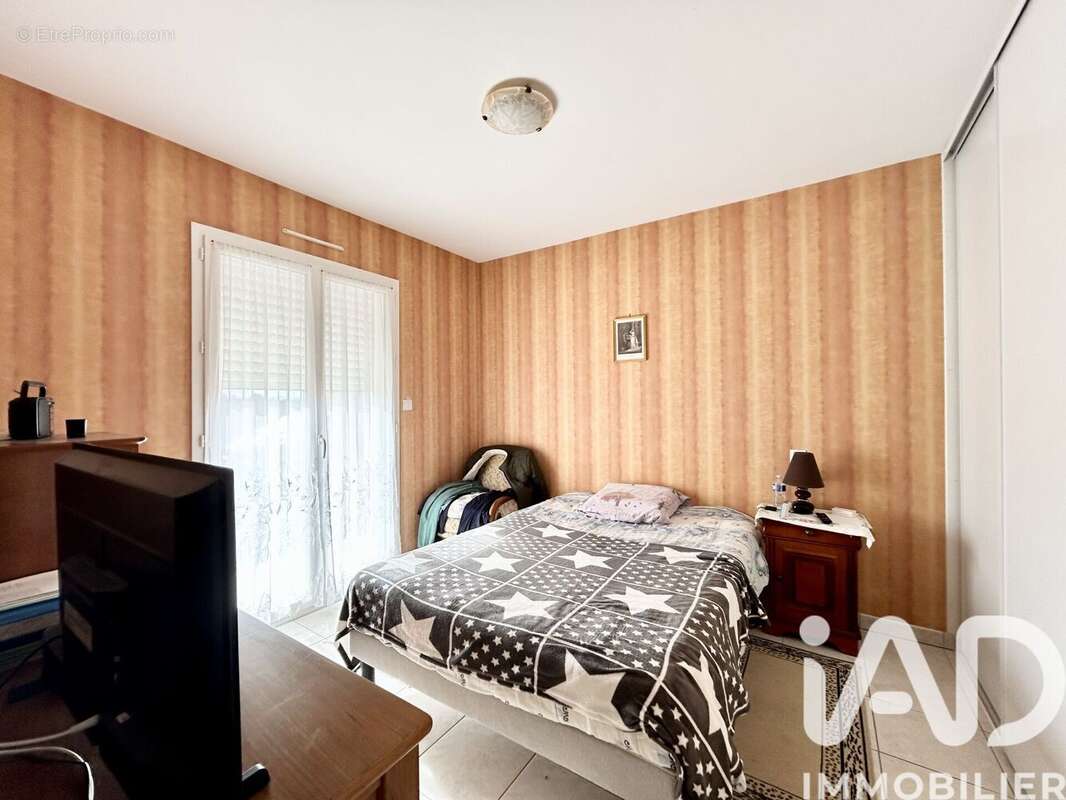 Photo 9 - Maison à NAVES