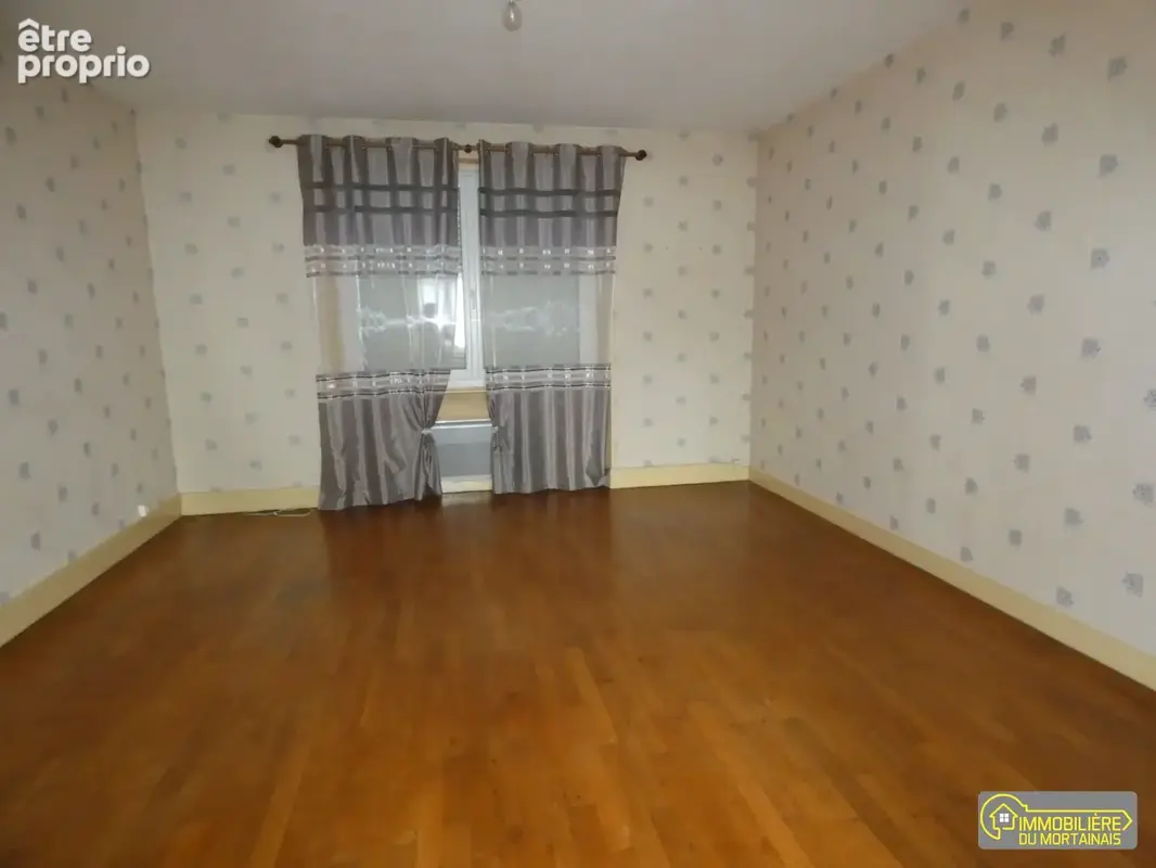 Appartement 3 pièces 70 m² à vendre à Saint-Hilaire-Du-Harcouet (50600) - photo 3