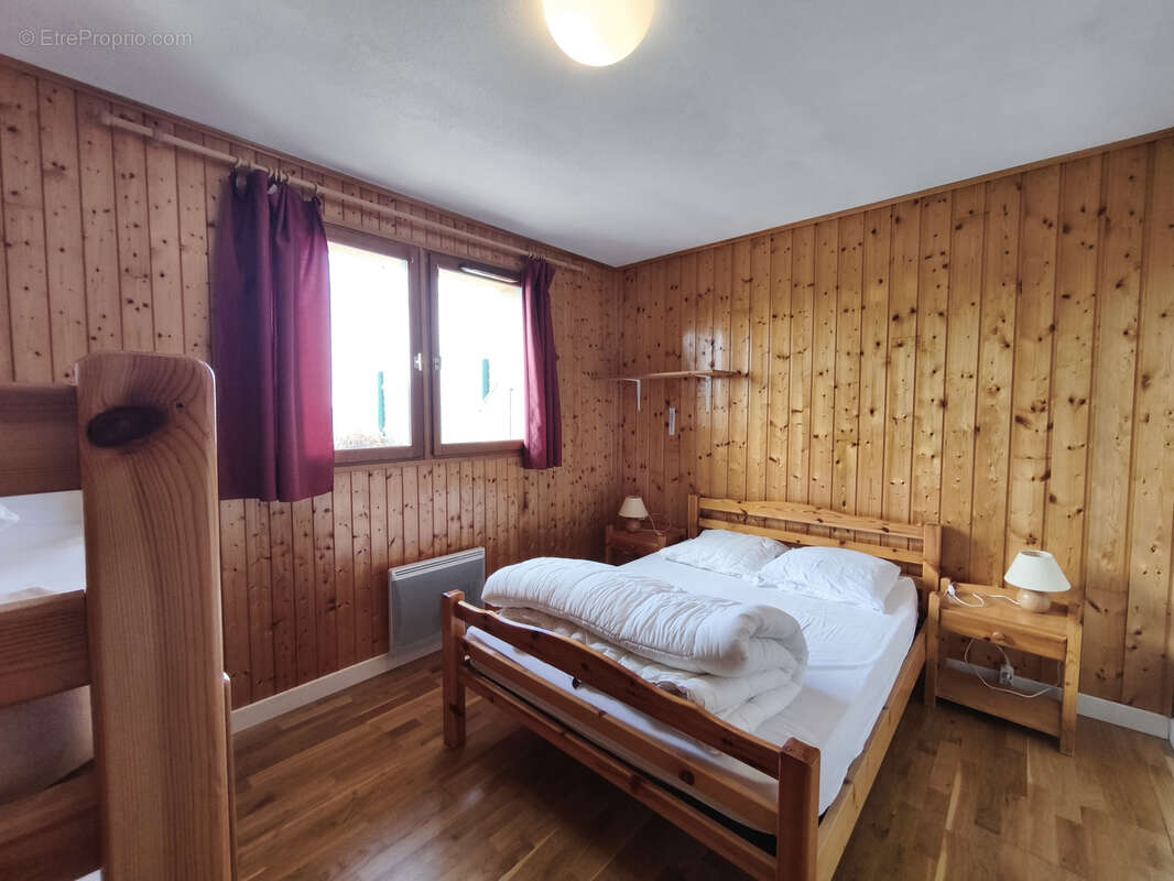 Appartement à SUTRIEU