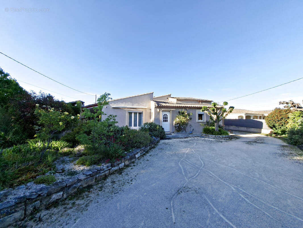 Maison à PONT-SAINT-ESPRIT