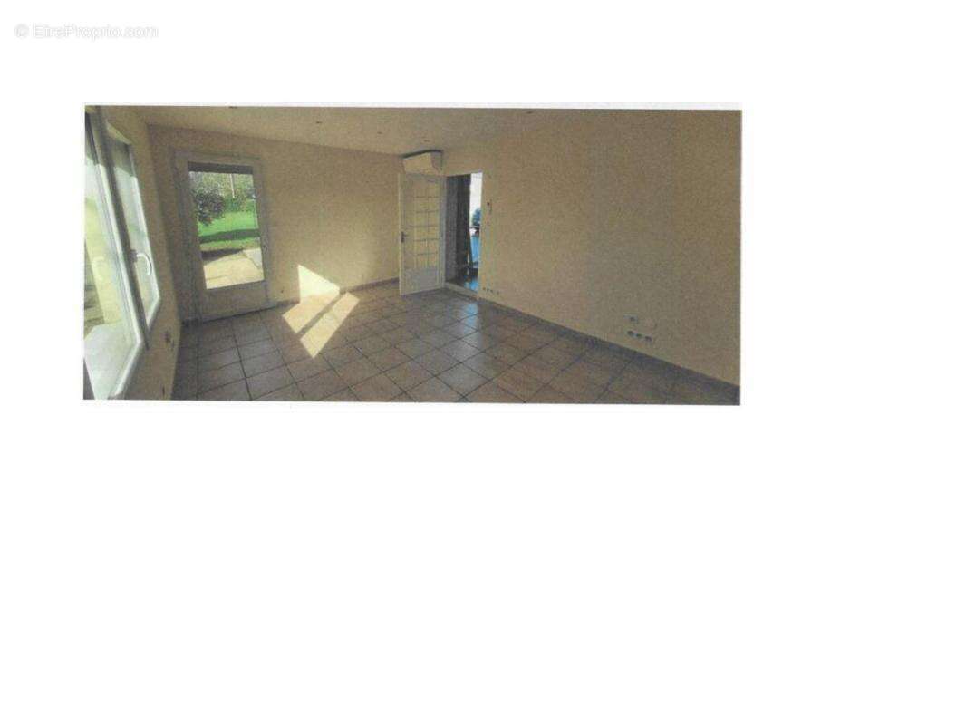 Commerce à SAINT-SULPICE-DE-FALEYRENS