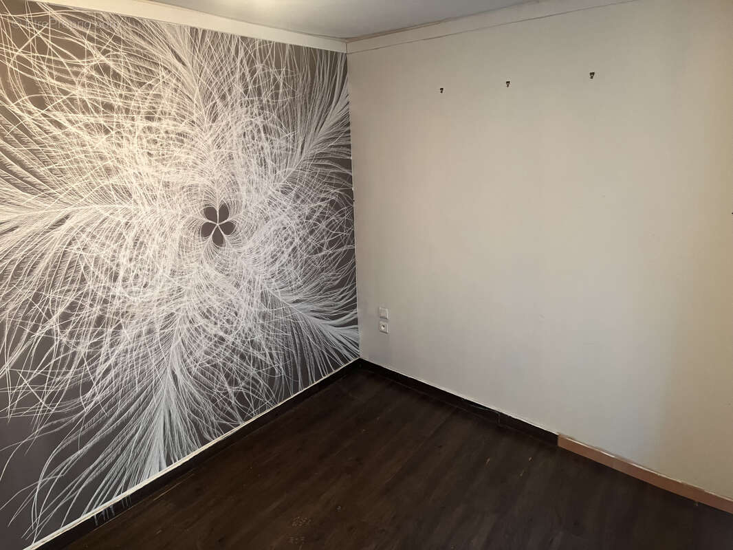 Appartement à MAUGUIO